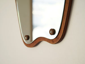 デンマークデザインの壁掛け鏡ヴィンテージミラーの丸いチーク材