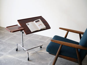 Danecastle Height-adjustable table