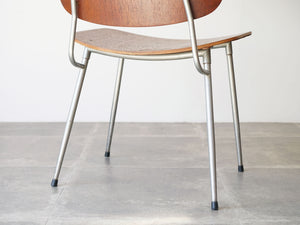 Børge Mogensen（ボーエ・モーエンセン）のModel 201 Chairの脚 クロムスチール