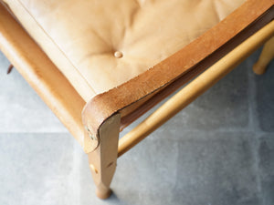 Kaare Klint（コーア・クリント）のSafari chair（サファリチェア）のベルトの肘掛け
