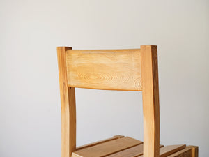 ダイニングチェア北欧 木製の椅子の背もたれ