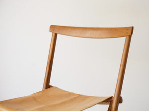 Torsten Johansson（トルステン・ヨハンソン）北欧チェア 折りたたみ椅子 天然革の椅子の背もたれはオーク材