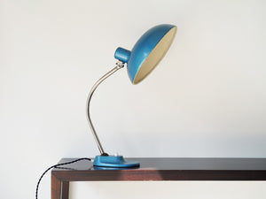 ハンガリーデザイン 青いテーブルランプ バウハウスデザイン家具 Marianne Brandt マリアンネブラントの照明