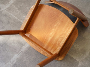 Børge Mogensen Model 122 Chair ボーエモーエンセンのダイニングチェア122の裏面
