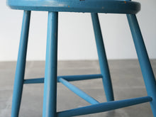 画像をギャラリービューアに読み込む, Børge Mogensen（ボーエ・モーエンセン）のFDB用青いダイニングチェアの脚
