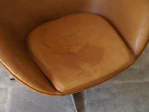 Arne Jacobsen Egg Chair アルネヤコブセンのエッグチェアの座面のクッション レザー