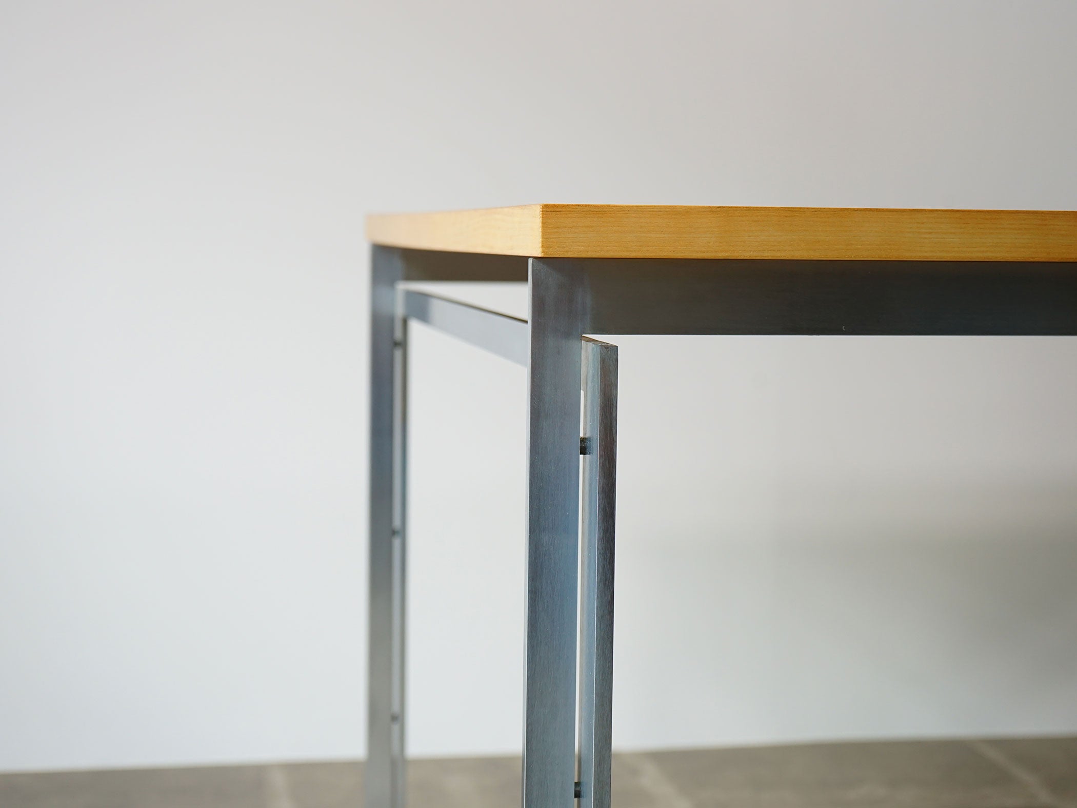 The Furniture of Poul Kjaerholm ポールケアホルム Poul Kjærholm（ポール・ケアホルム）PK55 テーブル Fritz